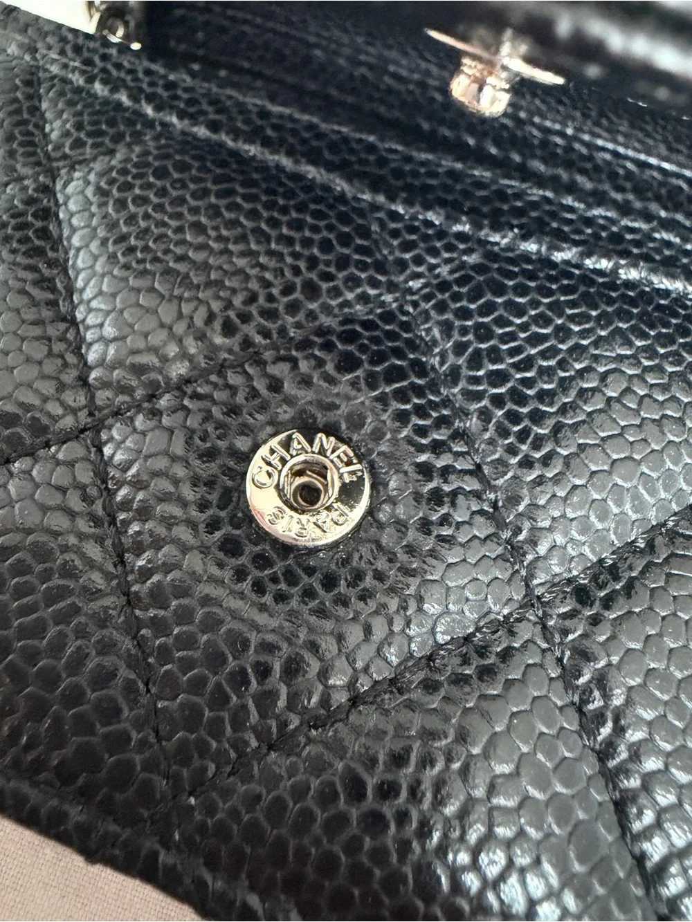 CHANEL Classic Flap Card Holder on Chain - Picture 5 of 8